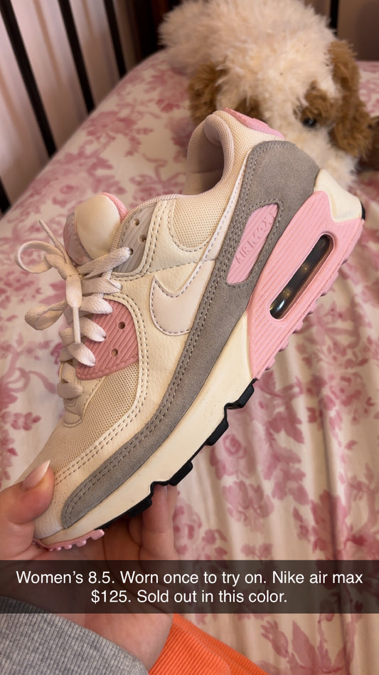 Nike Air Max Women’s 8.5